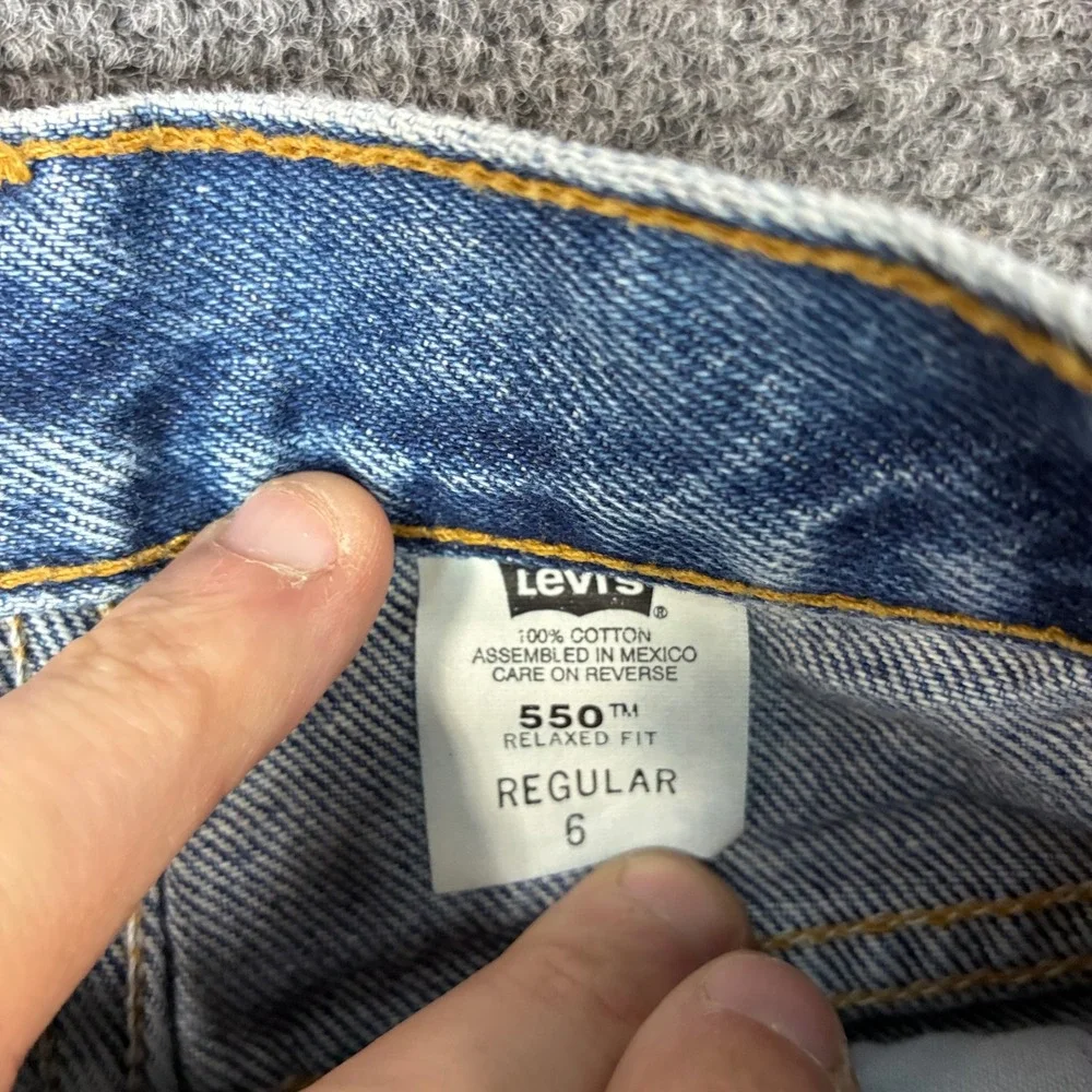 1990s Levis 550 Relaxed Fit Boys Kids Size 6 Denim Jeans Medium Wash Made Mexico